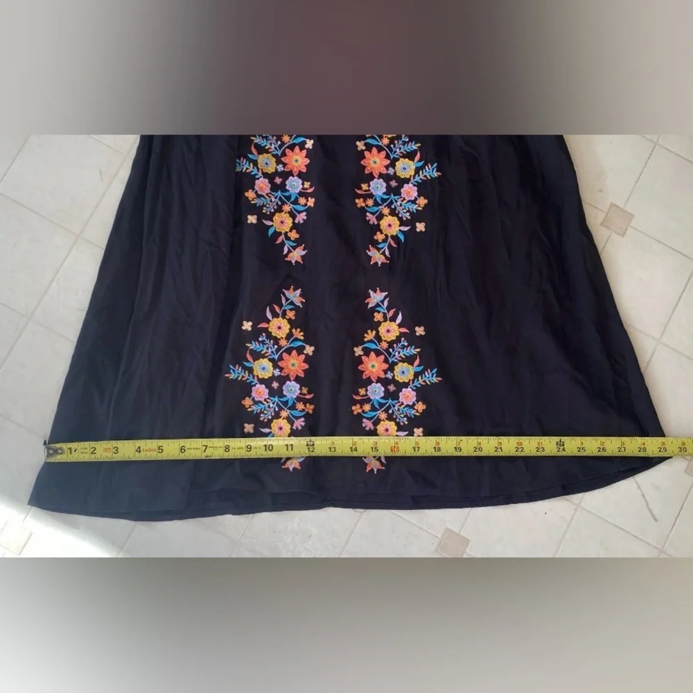 Savanna Jane Dress Women’s L Black Floral Embroidered Sleeveless A Line - Picture 8 of 8